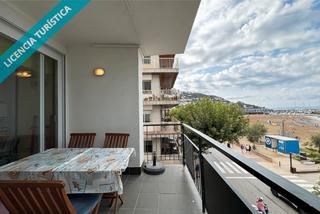 Apartament  Carrer la llotja. Apartamento renovado en primera linea de mar y licencia turístic