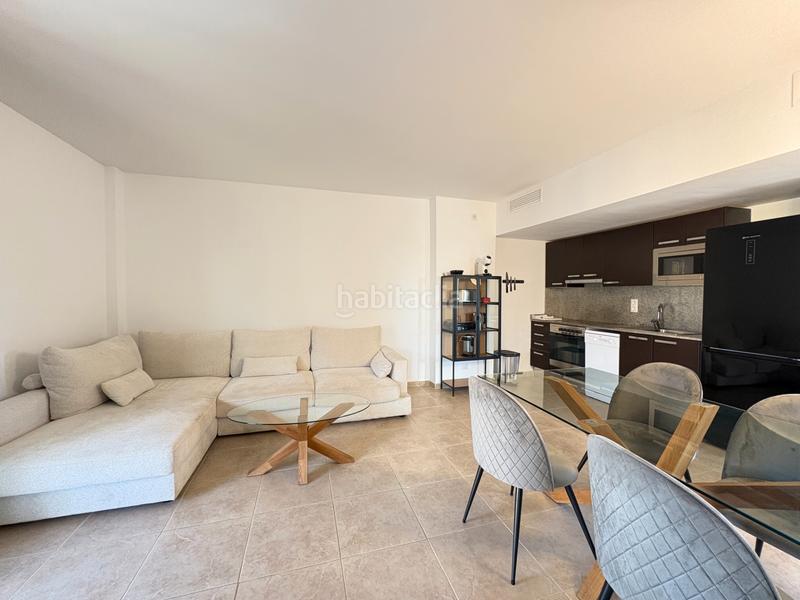 Foto ddd8af98-216d-4fc7-878f-e321808f5172. Piccolo appartamento con parcheggio piscina in Santa Margarida Roses