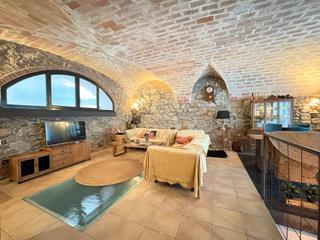 Duplex  Carrer de pallars. Bonito dúplex en palau saverdera