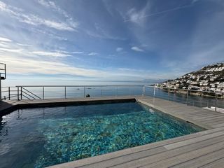 Semi detached house  Carrer de joaquim sorolla. Espectacular casa adosada con vistas al mar y piscina privada en