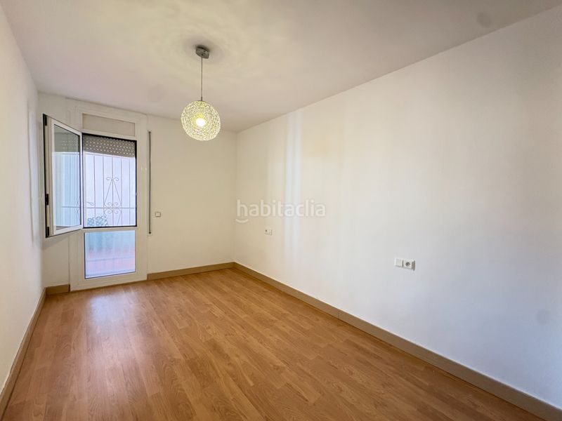 Foto 1c3e2855-6383-499c-b49a-a24879ca56c5. Apartament a Centre Roses