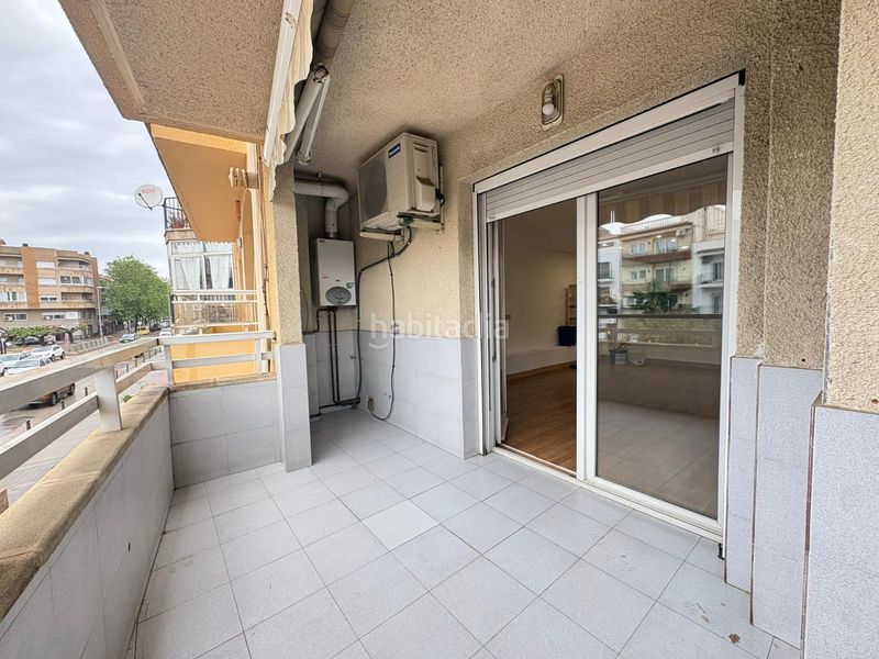 Foto 307a9400-90db-4d52-a408-ca2387895b9d. Apartament a Centre Roses