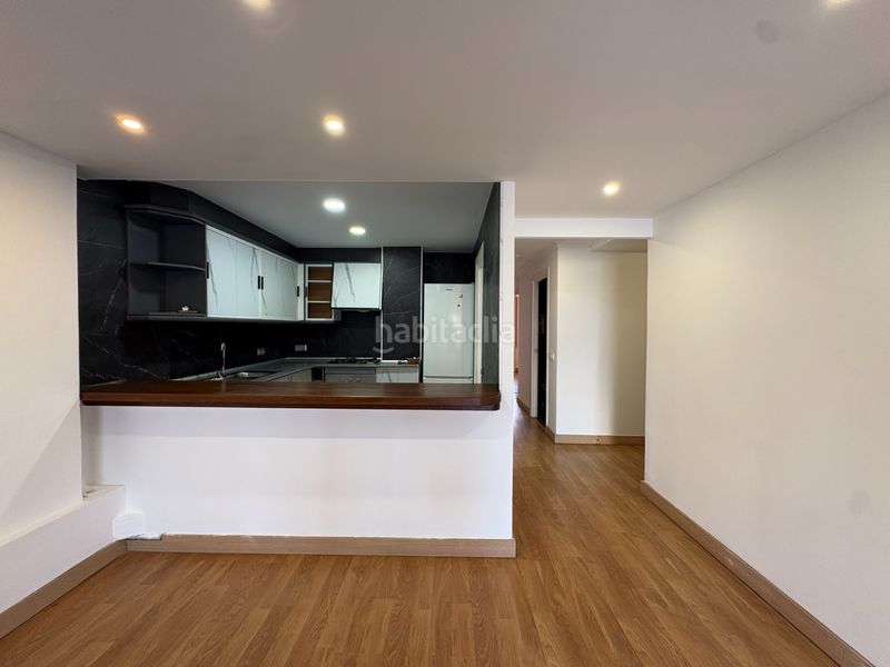 Foto ca56be31-8da8-45ee-b652-5b2f11c961ff. Apartament a Centre Roses
