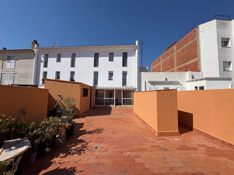 Foto cdf7b3ba-cd40-4a42-a18d-d78b78b326cd. Apartament a Centre Roses