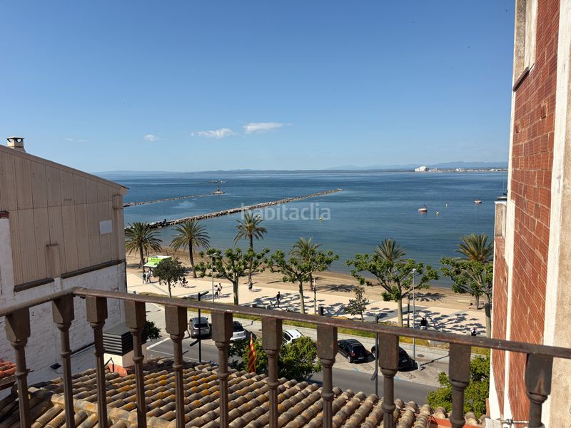Foto 5db7cbae-9e41-4410-9090-c62ee16fbd6a. Apartament a Centre Roses