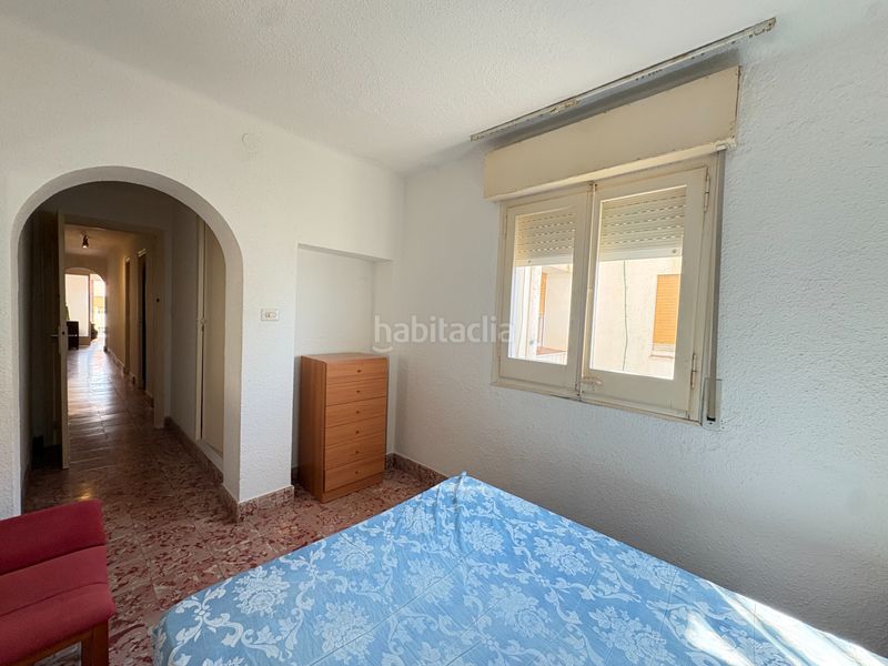 Foto b744c4ce-57a0-41a5-9df6-44350c87d715. Apartament a Centre Roses