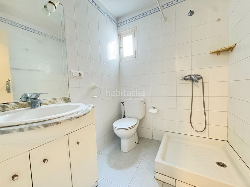 Foto dcbf9739-357e-4ea8-a11b-a88a590f6a65. Apartament a Centre Roses