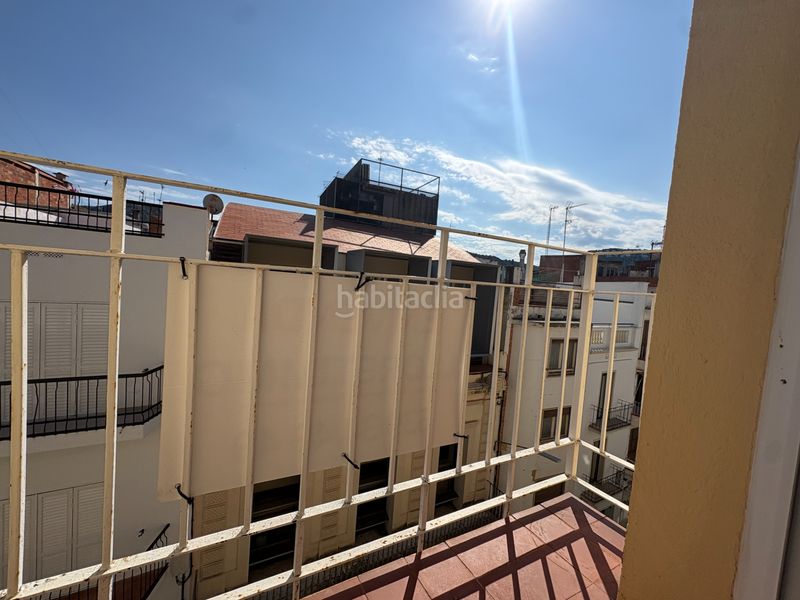 Foto ffcba226-ffa9-4504-a0ec-71a6a961fc17. Apartament a Centre Roses