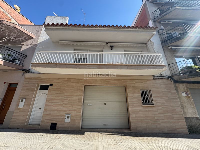 Foto 88b09f0d-0ecd-4124-aa23-7f087960dbff. Casa adossada amb calefacció aparcament a Centre Roses