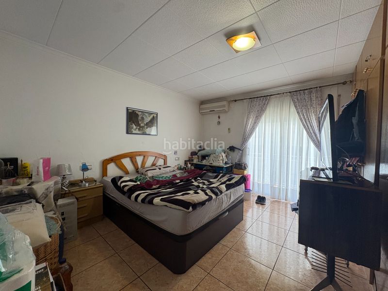 Foto a15445ce-9586-4f01-b7a9-1075f2470203. Casa adossada amb calefacció aparcament a Centre Roses
