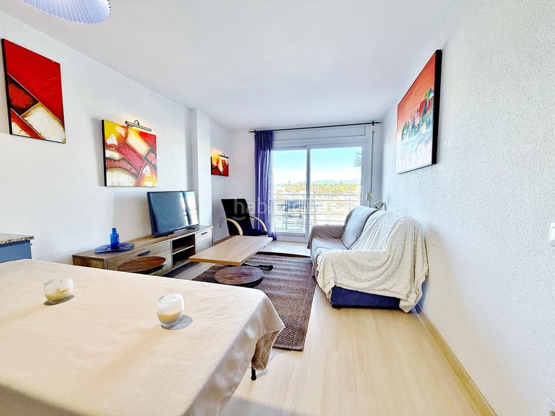 Foto 10dbd893-c30a-4cab-a0e5-3c2586e127f8. Apartament amb piscina a Santa Margarida Roses