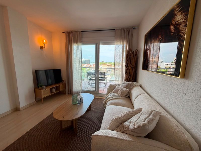 Foto 75ffd8e9-c077-414d-8be6-2bb3a34f95b9. Apartament amb piscina a Santa Margarida Roses