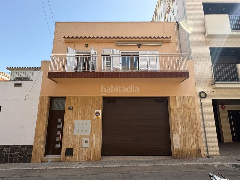 Foto 08e50e95-eccf-403b-a61e-308b61d62f9a. Casa amb aparcament a Centre Roses
