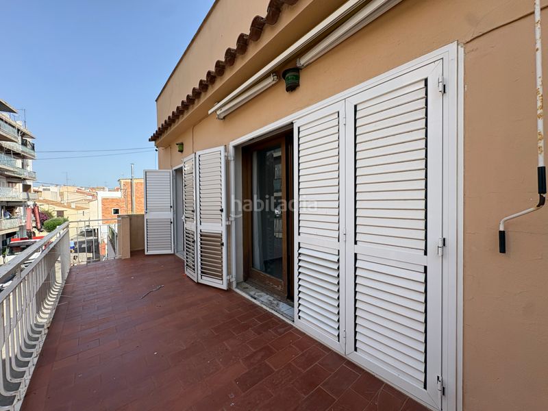 Foto 7bf5a090-a4c9-490f-ae42-21f206ed0051. Casa amb aparcament a Centre Roses