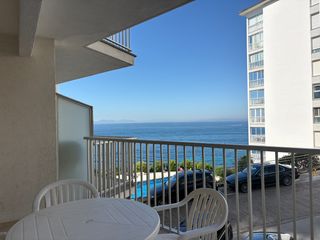Piccolo appartamento  Carretera canyelles. Apartamento con vista al mar y piscina comunitaria en roses