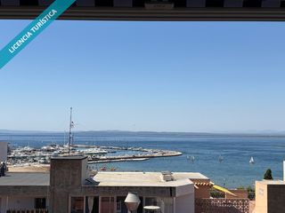 Appartement  Carrer del puig rom. Apartamento con vista al mar y licencia turística en el centro d