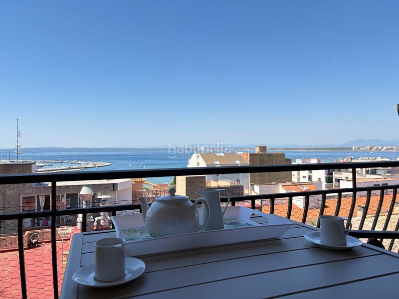 Foto 789aa7b5-4145-4497-8823-8089982bf399. Apartament amb xemeneia calefacció aparcament a Centre Roses