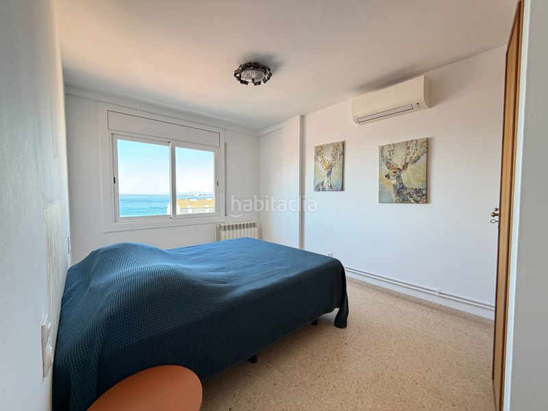 Foto f5b25691-4511-40ea-bfb6-0651c046e5fd. Apartament amb xemeneia calefacció aparcament a Centre Roses