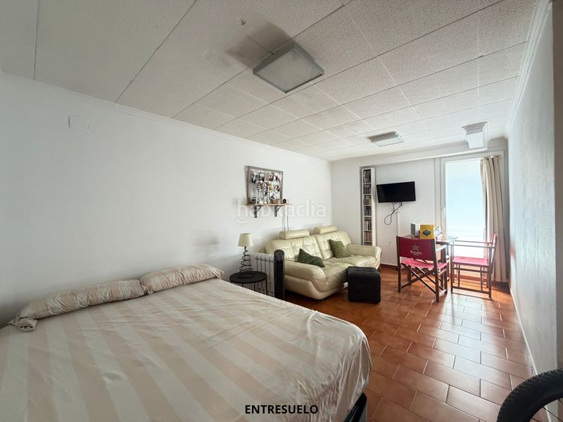 Foto 1d221842-7301-40d7-a648-23d6d524d6ec. Apartament amb calefacció aparcament a Centre Roses