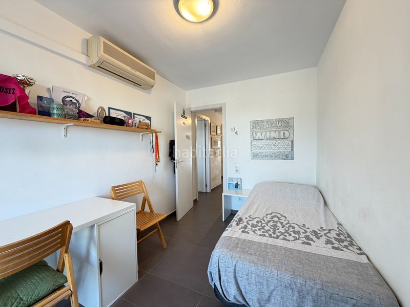 Foto d8720e40-0b93-4976-89a3-f596450cfff6. Apartament amb calefacció aparcament a Centre Roses