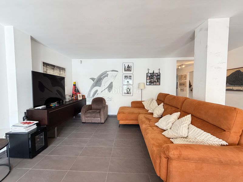 Foto ff56049d-3ead-48b7-af25-565fd2ac90c4. Apartament amb calefacció aparcament a Centre Roses