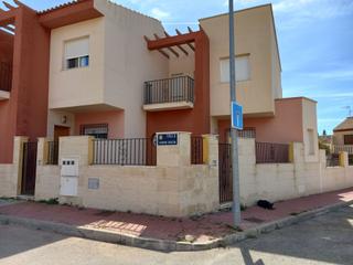 Semi detached house en Zarcilla de Ramos