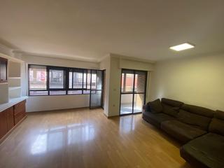 Appartement à San Mateo. Piso a la venta en zona ovalo santa paula