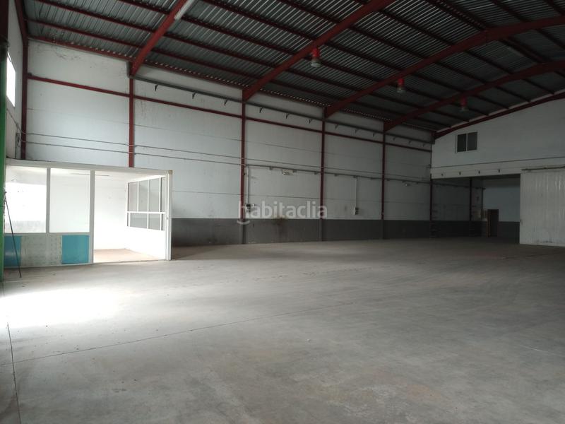 Foto 59fa1c50-a9db-4562-80a1-1c4468366874. Nau industrial a Puerto Lumbreras