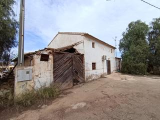 Mas à Purias. Casa de campo con amplio terreno