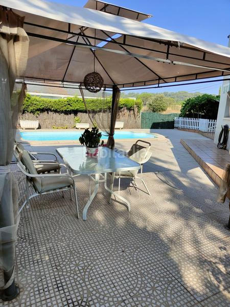 Foto 7efdf50e-33cd-4d54-a0dd-f56967914280. Casa  en venta en llinars del valles, 5 dormitorios. en Llinars del Vallès