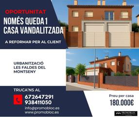 Casa adosada en Cànoves i Samalús. Adosado en venta en urbanización mirador del montseny.
