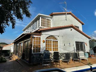 Casa en Cànoves i Samalús. Casa en venta en urbanización mirador del montseny, 4 dormitorio