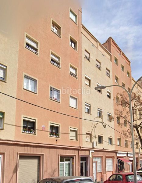 Foto e8dce312-5a75-4bc5-946e-8ba3dc1edd6f. Pis a Turó de la Peira Barcelona