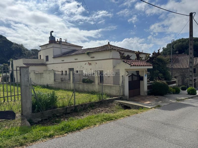 Foto ac67ba16-8ccb-4d84-a9de-43cff5461a67. Casa a Campins