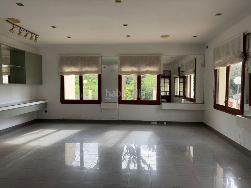 Foto f5e8441d-534f-4319-944d-270bfc505ae7. Casa a Campins