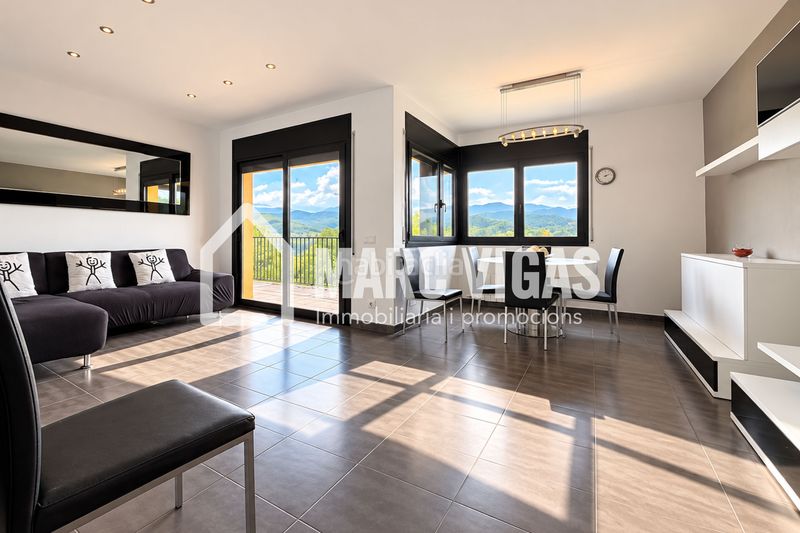 Foto b3104636-6499-4a49-842c-070394313671. Casa amb calefacció aparcament a Arbúcies