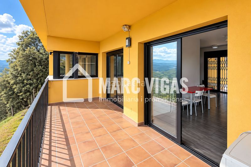 Foto b5c01aa6-6b61-4f98-9880-ab70fa6194be. Casa amb calefacció aparcament a Arbúcies