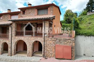 House in Viladrau. Casa amb vistes al montseny i espais amplis per gaudir-ne tot l’