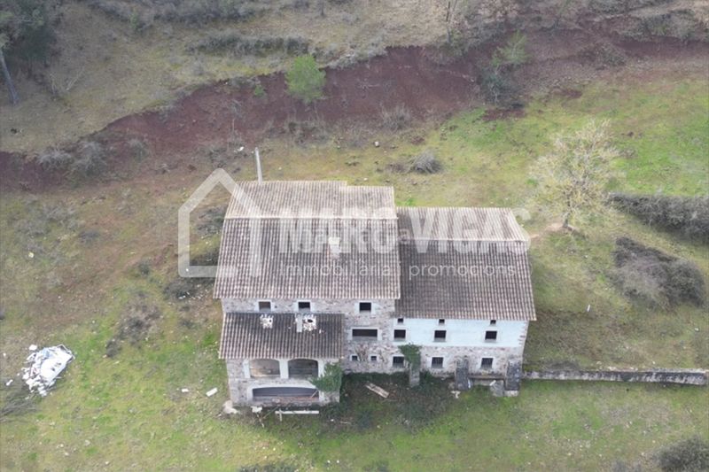 Foto b196a1a1-5373-4887-b00a-377a619d47d1. Masía espectacular masia del segle xvii rehabilitada en Sant Martí de Centelles