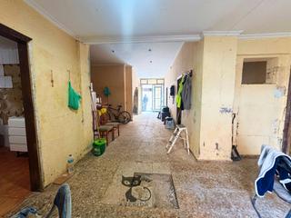 Casa a Carrer d'ausiàs march 52. Casa en venta en massanassa