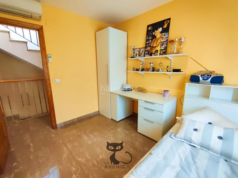 Foto b90ae96f-887d-4255-bcd6-0186d9e8291b. Casa adossada amb aparcament a Sants Patrons Alzira
