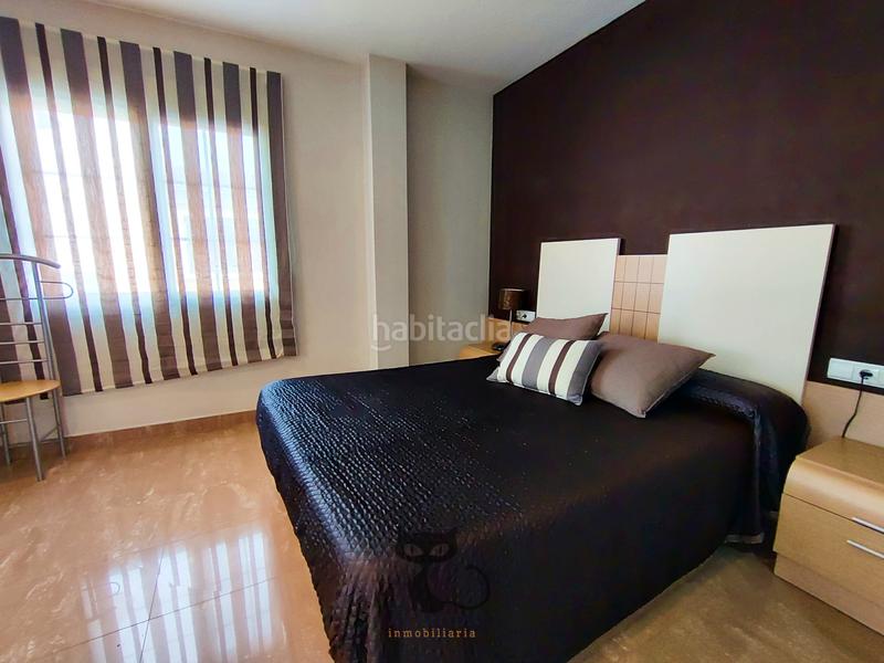 Foto df5d8a5b-94f6-49a4-b9bb-5c5ddd1c49b4. Casa adossada amb aparcament a Sants Patrons Alzira
