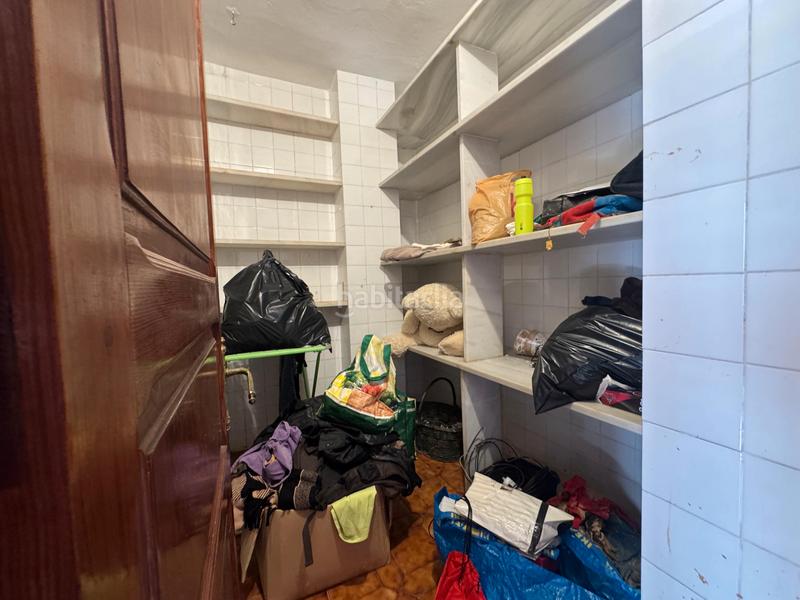 Foto ddfdc881-29a7-4562-ac0b-48271b0d0a70. Casa adossada amb aparcament a El Castellar i l'Oliverar Valencia