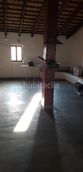 Foto f0a15994-2998-4dc6-bd79-b74a8cb9a387. Casa adossada amb aparcament a El Castellar i l'Oliverar Valencia