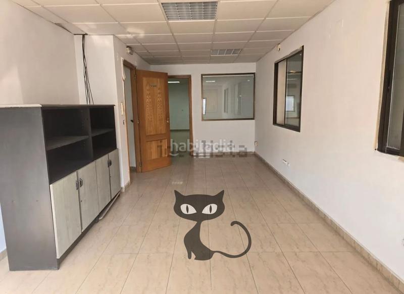 Foto 05e1015f-202a-4394-a0d0-f8215ef54473. Bâtiment à usage industriel dans camí vereda 6a dans Beniparrell