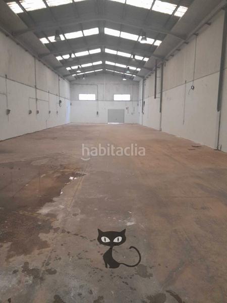 Foto 937677a5-1f47-4fc8-9eaf-ace463400742. Bâtiment à usage industriel dans camí vereda 6a dans Beniparrell