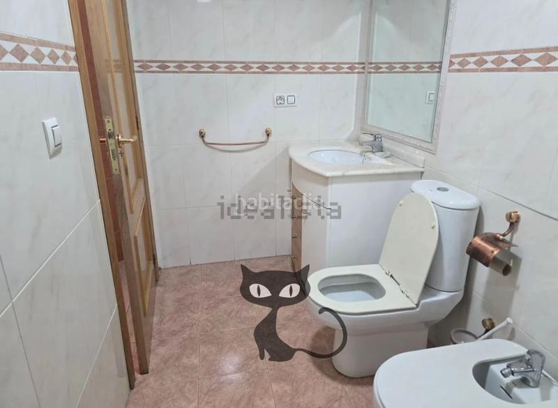 Foto f8c8099f-ef9a-41f3-b947-3ff5b5ec44e2. Nave industrial en camí vereda 6a en Beniparrell