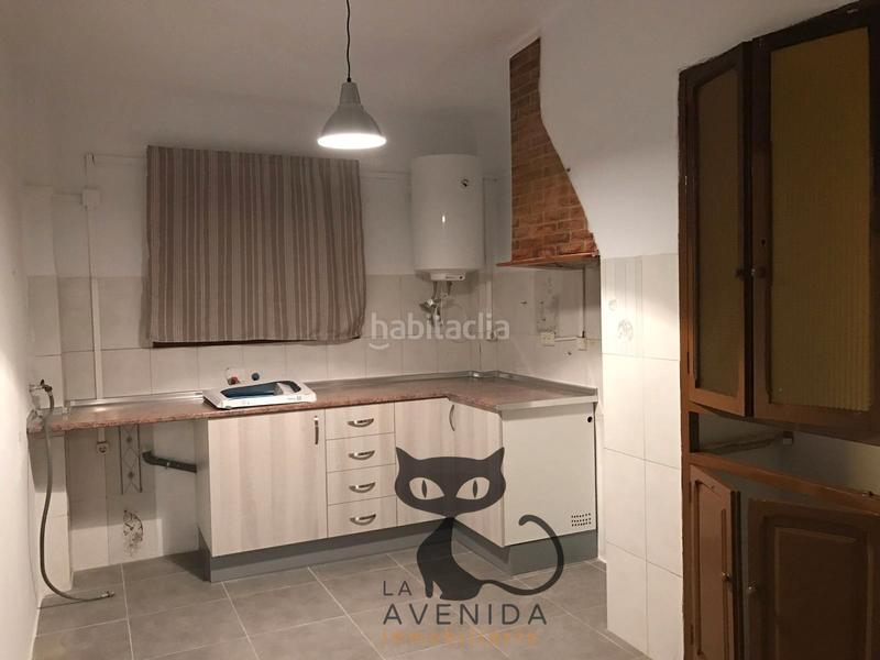 Foto f9825e7e-521d-4baa-abd7-f41ade5e21e6. Casa ?? casa en parcela de 250 m² con dos viviendas independientes – en Benetússer