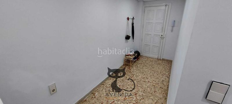Foto 15d7c91d-3921-4417-8236-a555f2257292. Piso amplio piso reformado con terraza en zona universitaria – 170 m² en Catarroja
