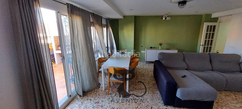Foto 1928c130-2403-4c72-b96b-1ec06ce87465. Piso amplio piso reformado con terraza en zona universitaria – 170 m² en Catarroja